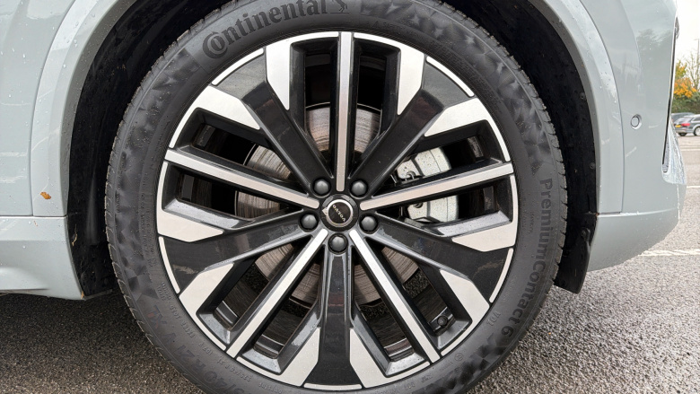 Volvo XC90 2.0 T8 PHEV Ultra Dark 5dr AWD Geartronic Estate